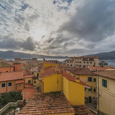 Bilocale Nel Centro Di アパート